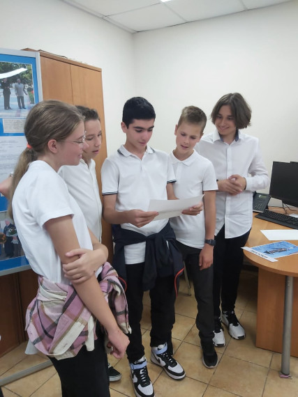 Экскурсия в Архивном отделе управления делопроизводства и архива администрации города Ставрополя.